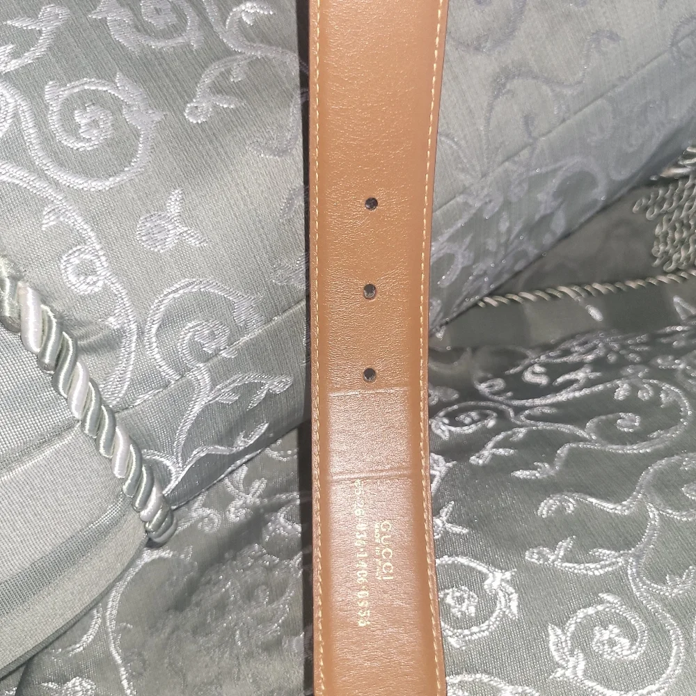 Gucci Black Leather Belt with Gold GUCCI G - Picture 3 of 5